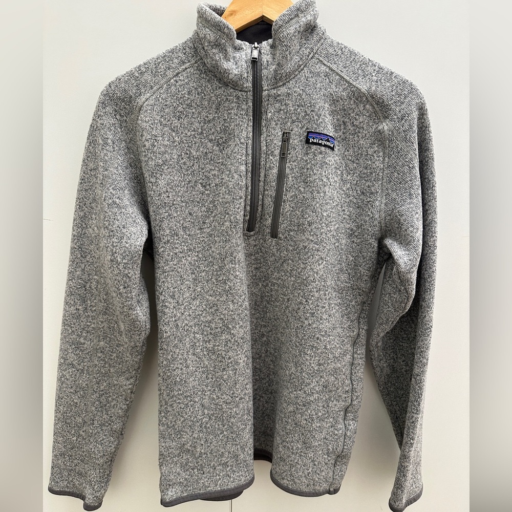 Patagonia Men’s Slim Fit Better Sweater Half Zip Medium in Grey